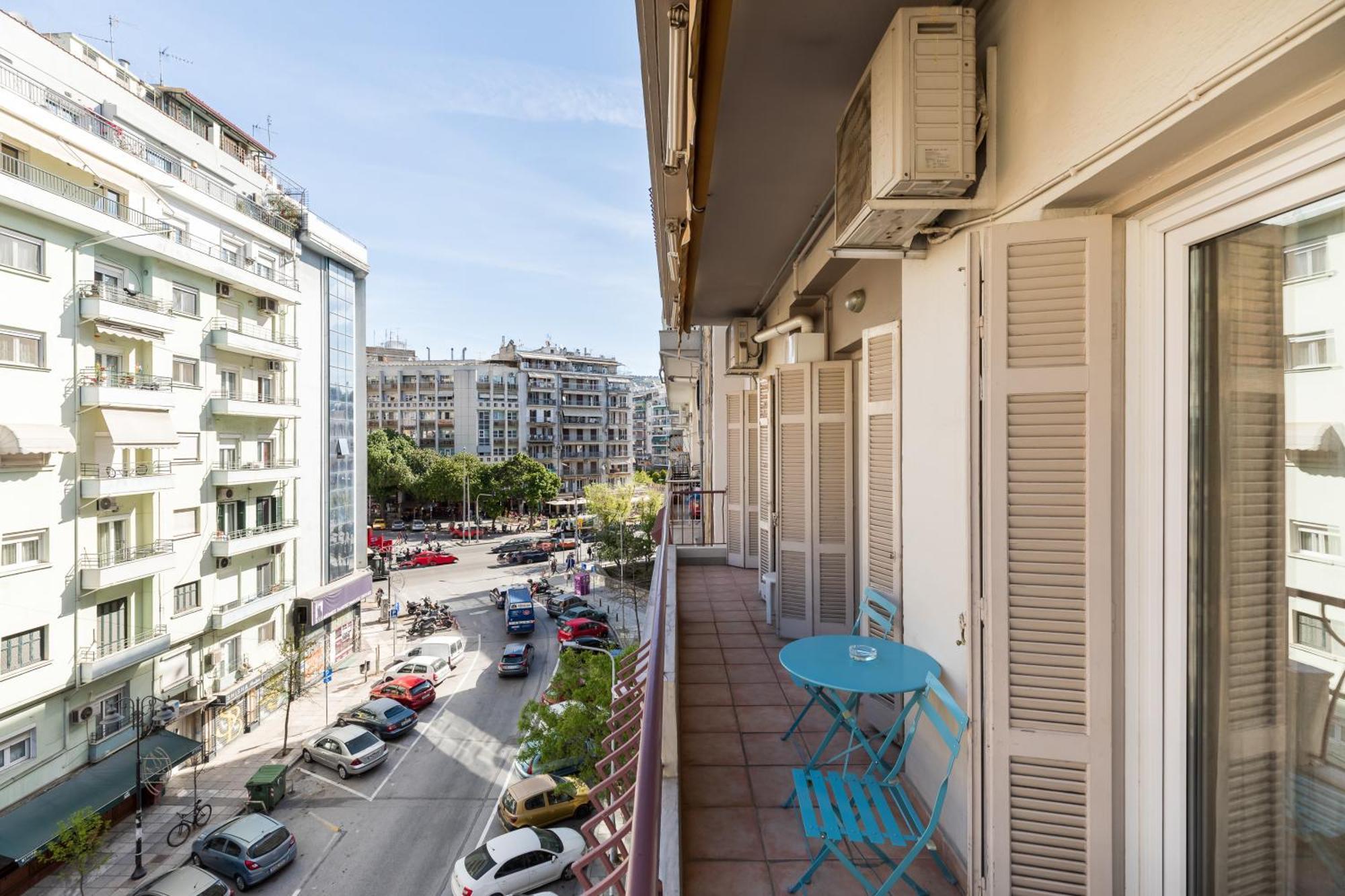 Danae By Halu! 2-Bedroom Apartment In The Center سالونيك المظهر الخارجي الصورة